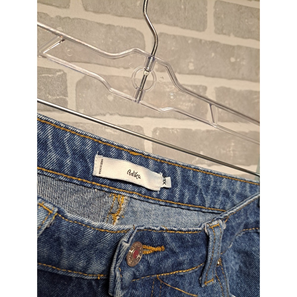 AKIRA High Rise Patchwork Jeans - Blue - Picture 5 of 8